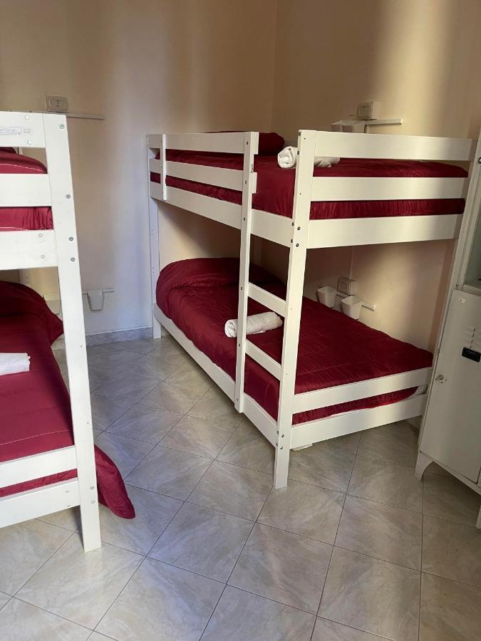 A I R H2O Hostel Νάπολη Εξωτερικό φωτογραφία